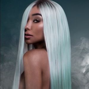 Nikita Dragun x Bellami Teal “Saphire” Synthetic Wing (28 inches)